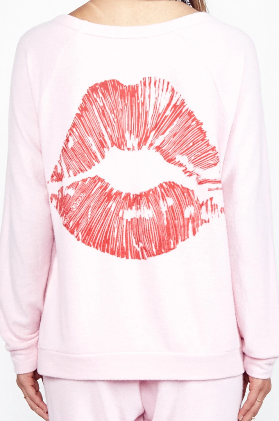X Exclusive X Love Lip Pullover 8 X Exclusive X Love Lip Pullover - Image 6