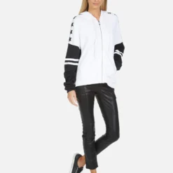 Kendra Star Shark -Outlet Sartoriax Store 1424 CSA 23878 WBLK 01