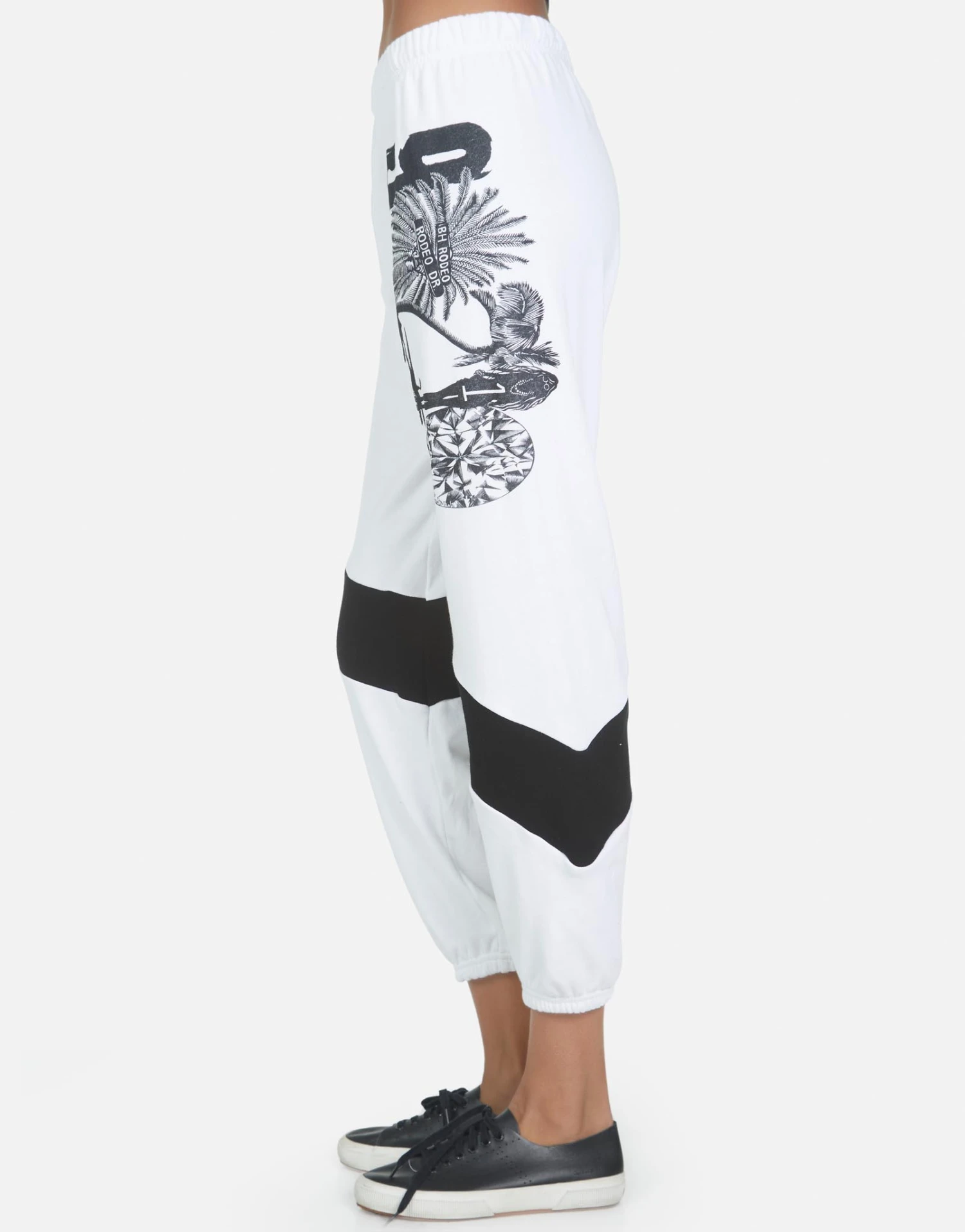 Ophelia 90210 4 Ophelia 90210 - Image 2