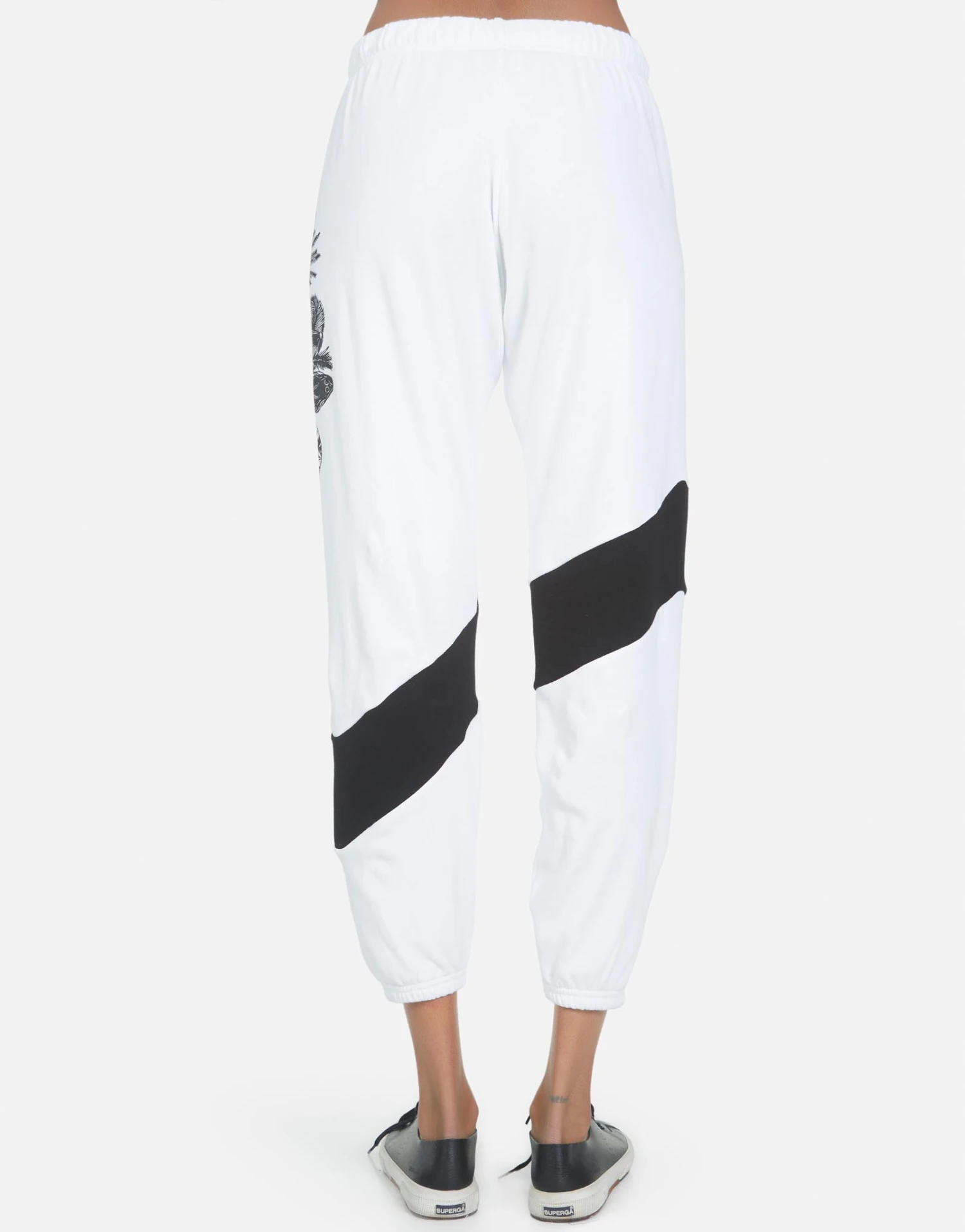 Ophelia 90210 11 Ophelia 90210 - Image 9