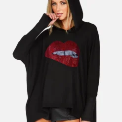 Wilma X Crystal Biting Lip