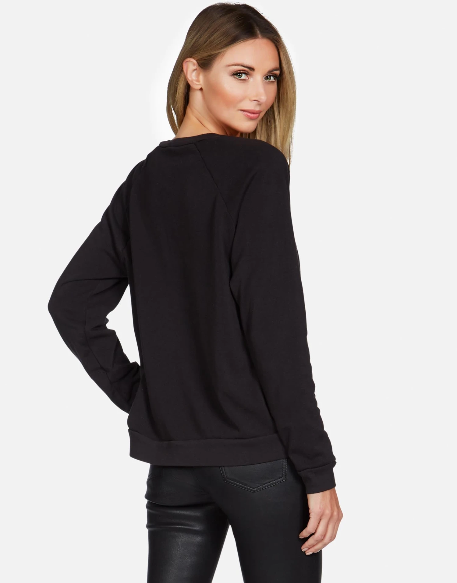 Noleta X Spray Kiss 4 Noleta X Spray Kiss - Image 2