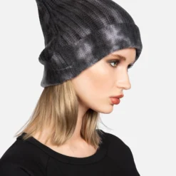 Blix Kiss Lip -Outlet Sartoriax Store lauren moshi kiss lip patch hand knit cashmere beanie 9073 CSM 3P132 SMKCLD 03